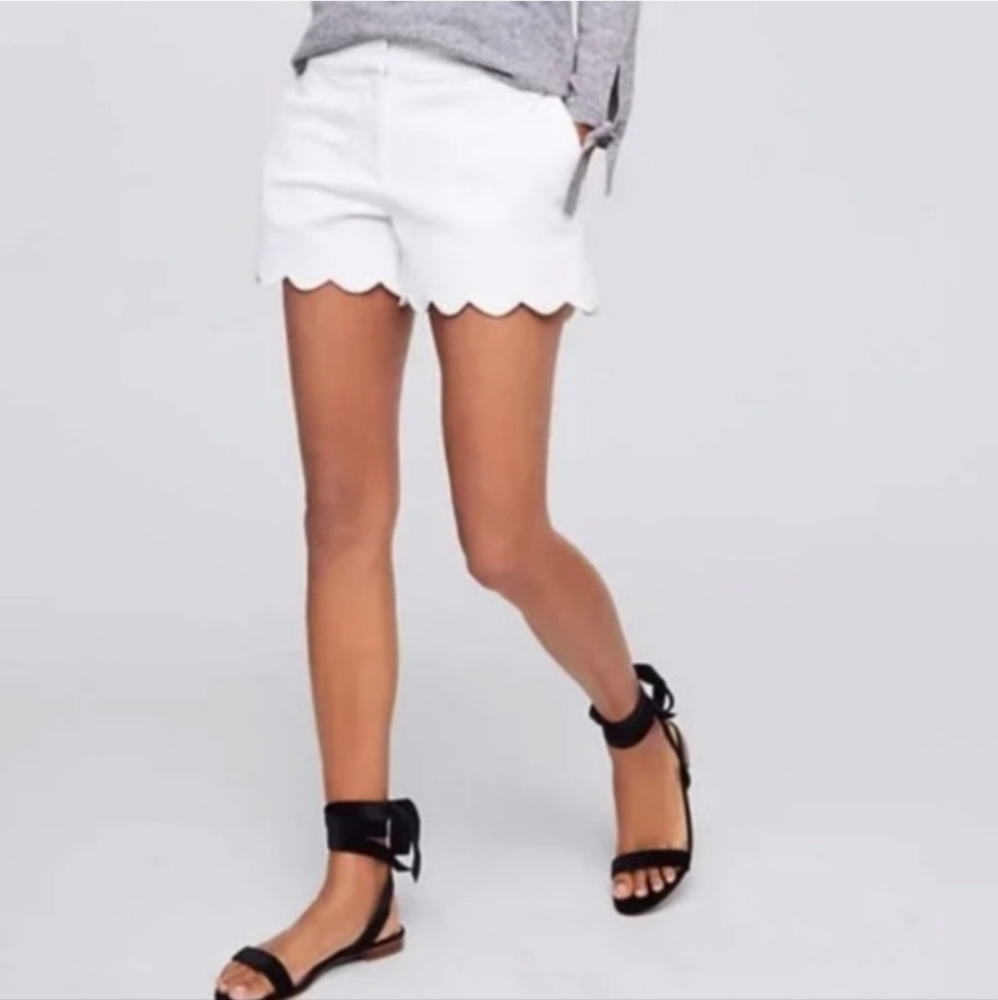 IIsaac Mizrahi Women's Stretch 5" Inseam Scalloped Hem Tailored Shorts Sz 14 NWT
